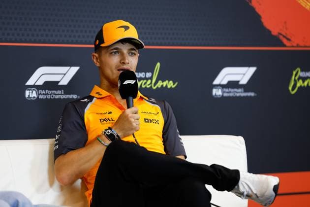 F1 - SPANISH GRAND PRIX 2025 NORRIS Lando (gbr), McLaren F1 Team MCL39, portrait in the press conference, PK, Pressekonferenz during the Formula 1 Aramco Gran Premio de Espana 2025, Spanish Grand Prix 2025, 9th round of the 2025 FIA Formula One World Championship, WM, Weltmeisterschaft from May 30 to June 1, 2025 on the Circuit de Barcelona-Catalunya, in Montmelo, Spain - MontmeloSpain Copyright: xJavierxJimenezx