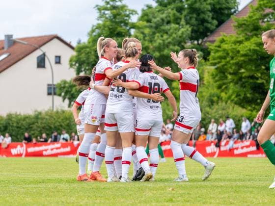 VfB Stuttgart bejubelt das 1:0, VfB Stuttgart vs VfL Herrenberg, Fußball, Frauen WFV-Verbandspokal Finale, Saison 2024 2025, 29.05.2025, VfB Stuttgart vs VfL Herrenberg, Fußball, Frauen WFV-Verbandspokal Finale, Saison 2024 2025, 29.05.2025 Stuttgart Copyright: xEibner-Pressefoto MaxxVogelx EP_MVL