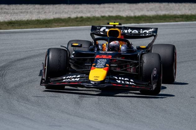 Yuki Tsunoda (Oracle Red Bull Racing, Japan, 22) im RB21, ESP, Formel 1 Weltmeisterschaft, Aramco Grand Prix von Spanien, Circuit de Barcelona Catalunya, Freies Training, Saison 2025, 30.05.2025 ESP, Formel 1 Weltmeisterschaft, Aramco Grand Prix von Spanien, Circuit de Barcelona Catalunya, Freies Training, Saison 2025, 30.05.2025 Barcelona Copyright: xEibner-Pressefoto Memmlerx EP_MMR