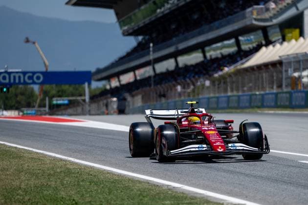 Lewis Hamilton (Scuderia Ferrari HP, Großbritannien, 44) im SF-25, ESP, Formel 1 Weltmeisterschaft, Aramco Grand Prix von Spanien, Circuit de Barcelona Catalunya, Freies Training, Saison 2025, 30.05.2025 ESP, Formel 1 Weltmeisterschaft, Aramco Grand Prix von Spanien, Circuit de Barcelona Catalunya, Freies Training, Saison 2025, 30.05.2025 Barcelona Copyright: xEibner-Pressefoto Memmlerx EP_MMR