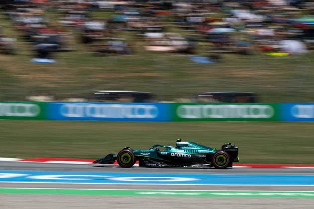 Fernando Alonso (Aston Martin Aramco F1 Team, Spanien, 14) im AMR25, ESP, Formel 1 Weltmeisterschaft, Aramco Grand Prix von Spanien, Circuit de Barcelona Catalunya, Freies Training, Saison 2025, 31.05.2025 ESP, Formel 1 Weltmeisterschaft, Aramco Grand Prix von Spanien, Circuit de Barcelona Catalunya, Freies Training, Saison 2025, 31.05.2025 Barcelona Copyright: xEibner-Pressefoto Memmlerx EP_MMR