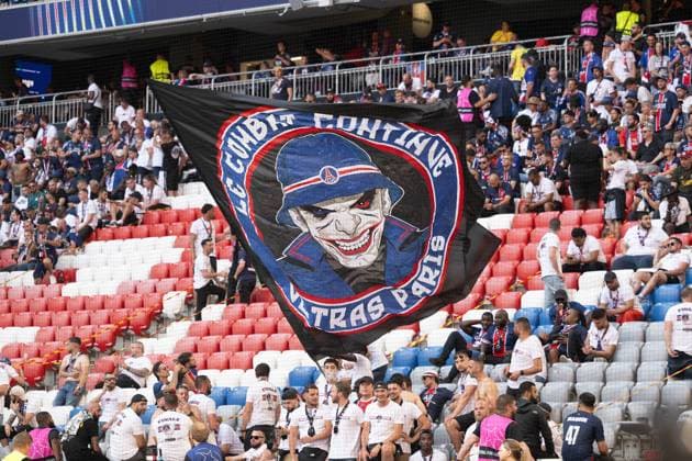 Paris Saint-Germain, Fans Fahne, GER, Paris Saint-Germain vs. Inter Mailand, Fussball, Herren, UEFA Champions League Finale Muenchen 2025, Spielzeit 2024 2025, 31.05.2025, GER, Paris Saint-Germain vs. Inter Mailand, Fussball, Herren, UEFA Champions League Finale Muenchen 2025, Spielzeit 2024 2025, 31.05.2025 Muenchen Copyright: xEibner-Pressefoto WolfgangxFrankx EP_WFK