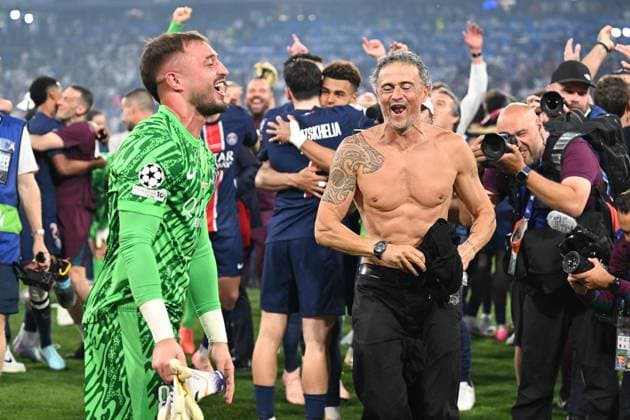 Luis Enrique (Paris Saint-Germain, Trainer, Cheftrainer) Feiert den Sieg mit der Mannschaft, GER, Paris Saint-Germain vs. Inter Mailand, Fussball, Herren, UEFA Champions League Finale Muenchen 2025, Spielzeit 2024 2025, 31.05.2025, GER, Paris Saint-Germain vs. Inter Mailand, Fussball, Herren, UEFA Champions League Finale Muenchen 2025, Spielzeit 2024 2025, 31.05.2025 Muenchen Copyright: xEibner-Pressefoto WolfgangxFrankx EP_WFK