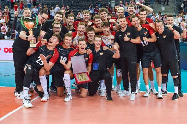 2025.05.31 Gliwice Siatkowka Mezczyzn Turniej towarzyski Silesia Cup Sezon 2025 Polska - Niemcy --- POLAND v GERMANY N z radosc, wygrana, zwyciestwo, zwyciezcy, zwyciezca, triumfator, pierwsze miejsce, puchar Foto Marcin Bulanda PressFocus 2025.05.31 Gliwice Volleyball Men Tournament Friendly Season 2025 Polska - Niemcy radosc, wygrana, zwyciestwo, zwyciezcy, zwyciezca, triumfator, pierwsze miejsce, puchar Credit: Marcin Bulanda PressFocus NEWSPIX.PL --- newspix.pl