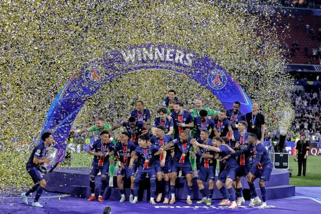 MUNCHEN, 31-05-2025, Allianz Arena, UEFA Champions League season 2024 2025, Match between Paris Saint Germain and Inter Milan 5-0 a score that has never been established in a CL-final so far. PSG win their first CL trophy with a.o. the starting eleven Gianluigi Donnarumma, Achraf Hakimi, Marquinhos, Willian Pacho Nuno Mendes, Joao Neves, Vitinha, Fabian Ruiz, Desire Doue, Ousmane Dembele, Khvicha Kvaratskhelia and coach Luis Enrique PSG - Inter Milan (CL Final) x29569338x Copyright: