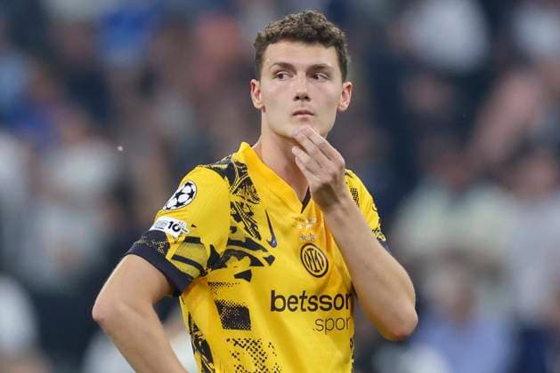 Benjamin Pavard (FC Internazionale Milano) schaut enttaeuscht, UEFA Champions League Final 2025, Paris Saint-Germain and FC Internazionale Milano, Allianz Arena am 31. May 2025 in München, Deutschland. (Foto von Marco Steinbrenner DeFodi Images) Benjamin Pavard (FC Internazionale Milano) looks dejected, UEFA Champions League Final 2025, Paris Saint-Germain and FC Internazionale Milano, Munich Football Arena, May 31, 2025 in Munich, Germany. (Photo by Marco Steinbrenner DeFodi Images)