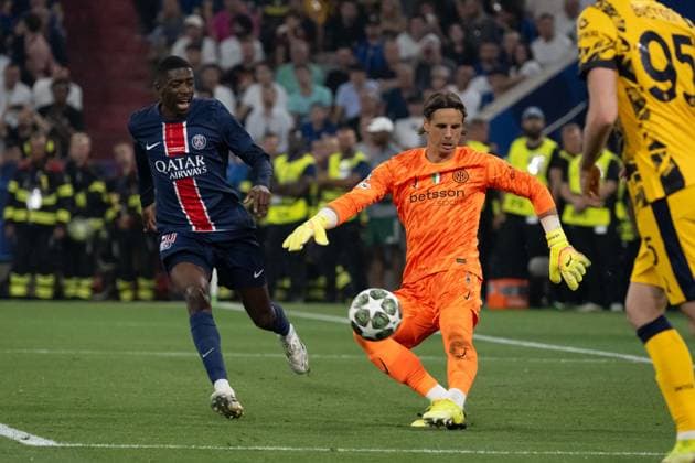 v.li. Ousmane Dembele (Paris Saint-Germain, 10), Yann Sommer (Inter Mailand, 01) GER, Paris Saint-Germain vs. Inter Mailand, Fussball, Herren, UEFA Champions League Finale Muenchen 2025, Spielzeit 2024 2025, 31.05.2025, GER, Paris Saint-Germain vs. Inter Mailand, Fussball, Herren, UEFA Champions League Finale Muenchen 2025, Spielzeit 2024 2025, 31.05.2025 Muenchen Copyright: xEibner-Pressefoto WolfgangxFrankx EP_WFK