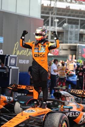Oscar Piastri (McLaren Formula 1 Team, 81), Parc Ferme, Race day, ESP, Formel 1 Weltmeisterschaft, Aramco Grand Prix von Spanien, Circuit de Barcelona Catalunya, Saison 2025, 01.06.2025 ITA, Formel 1 Weltmeisterschaft, Spanish Grand Prix, 01.06.2024 Barcelona Copyright: xEibner-Pressefoto AnnikaxGrafx EP_AGF
