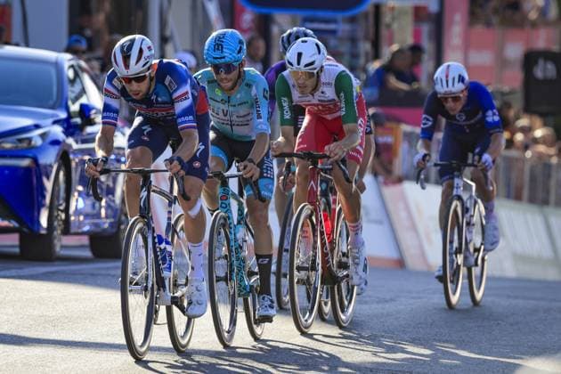CERNY Joseph, Soudal Quick-Step, MARCELLUSI Martin VF Group - Bardiani CSF - Faizane, PIETROBON Andrea Team Polti VisitMalta, during the Giro d Italia 2025, Tour of Italy, Stage 21, Roma - Roma (143 Km) on 1 June 2025 in Roma, Italy - during Stage 21 - Rome-Rome, Giro d Italia race in Rome, Italy, June 01 2025 Copyright: xStefanoxCavasino IPAxSportx xipa-agency.netx xx IPA_58517809 IPA_Agency_IPA58517809
