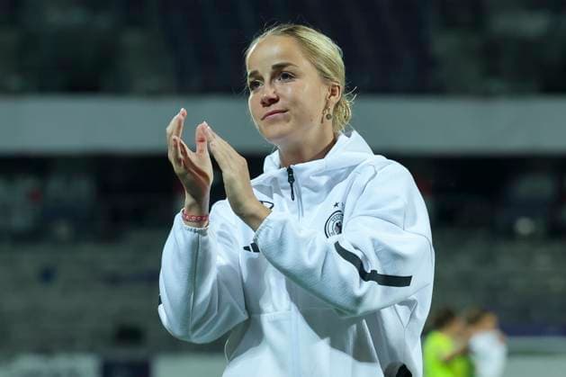 Giulia Gwinn (Germany) jubelt, UEFA Women s Nations League 2024 25 Grp A1 MD6, Austria and Germany, Viola Park am 03. June 2025 in Wien, Oesterreich. (Foto von Marco Steinbrenner DeFodi Images) Giulia Gwinn (Germany) cheers, UEFA Women s Nations League 2024 25 Grp A1 MD6, Austria and Germany, Viola Park, June 3, 2025 in Vienna, Austria. (Photo by Marco Steinbrenner DeFodi Images)