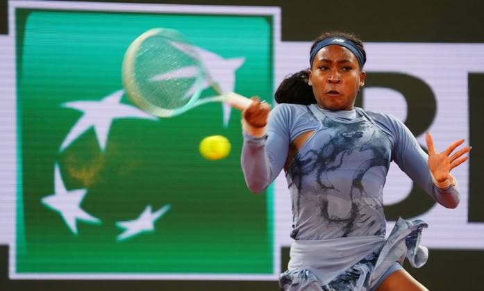 Coco Gauff French Open Tennis, Day Eleven, Tennis, Roland Garros, Paris, France - 04 Jun 2025 EDITORIAL USE ONLY No use with unauthorised audio, video, data, fixture lists, club league logos or live services. Online in-match use limited to 120 images, no video emulation. No use in betting, games or single club league player publications. Copyright: xJavierxGarcia Shutterstockx 15337990dw