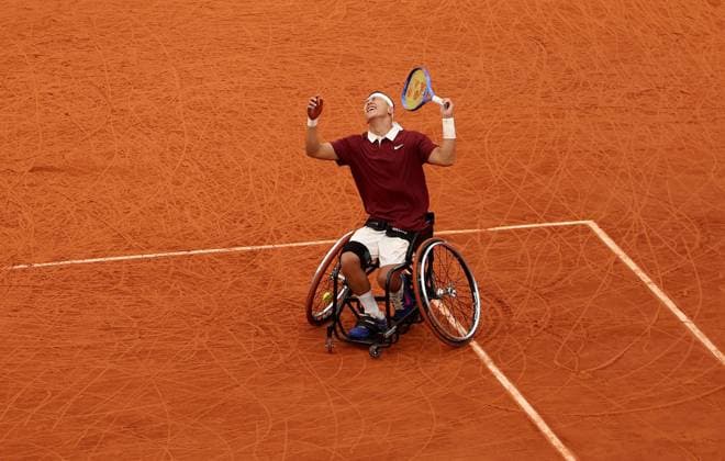 Tokito Oda of Japan celebrates on match point French Open Tennis, Day Fourteen, Tennis, Roland Garros, Paris, France - 07 Jun 2025 EDITORIAL USE ONLY No use with unauthorised audio, video, data, fixture lists, club league logos or live services. Online in-match use limited to 120 images, no video emulation. No use in betting, games or single club league player publications. Copyright: xEllaxLing Shutterstockx 15346222t