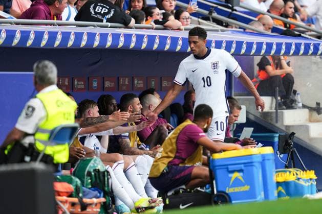 Jude Bellingham of England is replaced Andorra v England, FIFA 2026 World Cup Qualifying, Group K, Football, RCDE Stadium, Barcelona, Spain - 07 Jun 2025 EDITORIAL USE ONLY No use with unauthorised audio, video, data, fixture lists, club league logos or live services. Online in-match use limited to 120 images, no video emulation. No use in betting, games or single club league player publications. Copyright: xBaguxBlanco Shutterstockx 15345797by