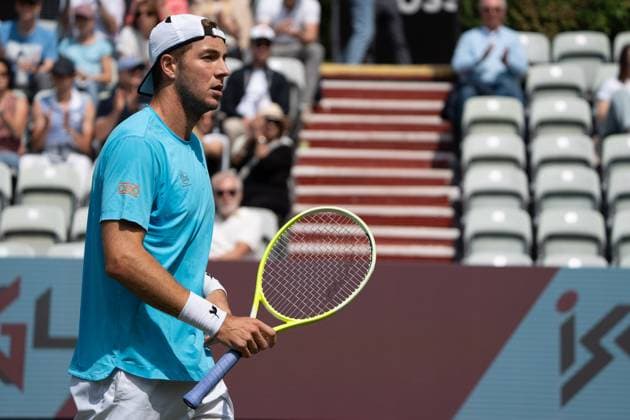 Jan-Lennard Struff blickt zu seinem Trainer-Team, Matteo Arnaldi vs. Jan-Lennard Struff, Tennis, ATP, Tennis Herren Turnier, Boss-Open, Center-Court, Sechzehntelfinale, 09.06.2025, Matteo Arnaldi vs. Jan-Lennard Struff, Tennis, ATP-Turnier, Boss-Open, Center-Court, Sechzehntelfinale, 09.06.2025, Stuttgart Copyright: xEibner-Pressefoto EdwardxCheungx EP_ECG