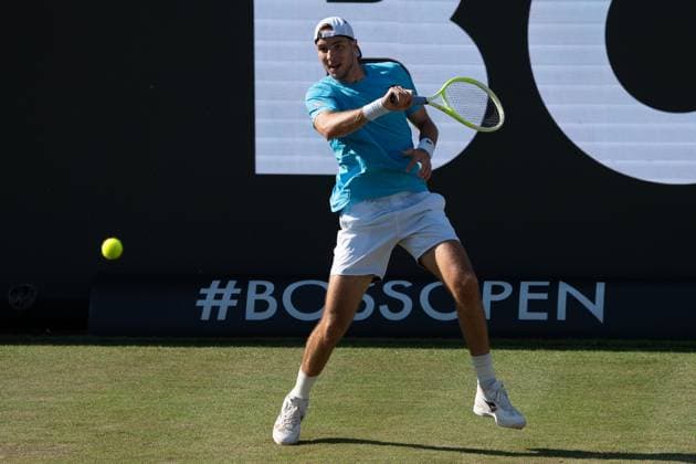 Jan-Lennard Struff Aktion, Vorhand, Jan-Lennard Struff vs. Jiri Lehecja, Tennis, ATP, Tennis Herren Turnier, Boss-Open, Center-Court, Achtelfinale, 11.06.2025, Jan-Lennard Struff vs. Jiri Lehecja, Tennis, ATP-Turnier, Boss-Open, Center-Court, Achtelfinale, 11.06.2025, Stuttgart Copyright: xEibner-Pressefoto EdwardxCheungx EP_ECG