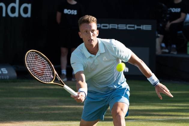 Jiri Lehecja Aktion, Jan-Lennard Struff vs. Jiri Lehecja, Tennis, ATP, Tennis Herren Turnier, Boss-Open, Center-Court, Achtelfinale, 11.06.2025, Jan-Lennard Struff vs. Jiri Lehecja, Tennis, ATP-Turnier, Boss-Open, Center-Court, Achtelfinale, 11.06.2025, Stuttgart Copyright: xEibner-Pressefoto EdwardxCheungx EP_ECG