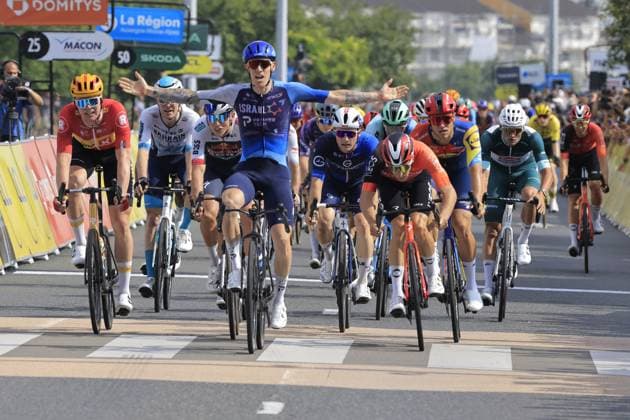 CICLISMO - Ciclismo Su Strada - Criterium du Dauphine 2025 - Stage 5 Jake STEWART, Israel - Premier Tech, winner stage, during the Criterium du Dauphine 2025, Cycling event, Stage 5, Saint-Priest > Macon (183 Km) on 12 June 2025 in Macon, France - during Criterium du Dauphine 2025 - Stage 5, Street Cycling race in France, France, June 12 2025 France France Copyright: xIPAxSport ABACAx