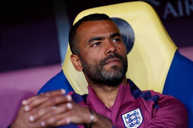 Fußball, U21 EM, Tschechien - England Ashley Cole Coach of England U21, U 21 Czechia U21 v England U21, UEFA Under 21 European Championship, EM, Europameisterschaft 2025, Group B, Football, DAC Arena, Dunajska Streda, Slovakia - 12 Jun 2025 EDITORIAL USE ONLY No use with unauthorised audio, video, data, fixture lists, club league logos or live services. Online in-match use limited to 120 images, no video emulation. No use in betting, games or single club league player publications. Copyright: xNikolaxKrstic Shutterstockx 15352312br