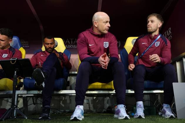 Fußball, U21 EM, Tschechien - England Lee Carsley Head Coach of England U21, U 21 Czechia U21 v England U21, UEFA Under 21 European Championship, EM, Europameisterschaft 2025, Group B, Football, DAC Arena, Dunajska Streda, Slovakia - 12 Jun 2025 EDITORIAL USE ONLY No use with unauthorised audio, video, data, fixture lists, club league logos or live services. Online in-match use limited to 120 images, no video emulation. No use in betting, games or single club league player publications. Copyright: xNikolaxKrstic Shutterstockx 15352312cc