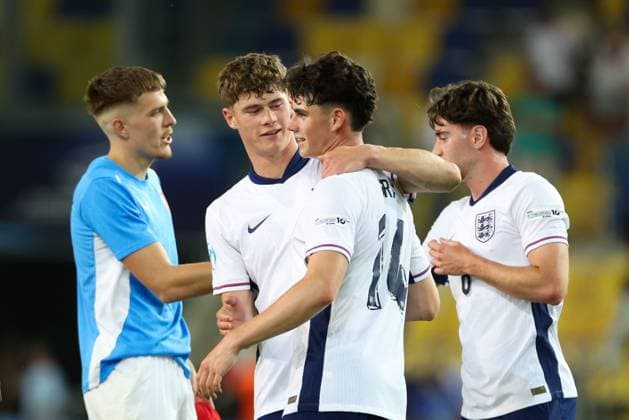 Charlie Cresswell of England U21, U 21 and Archie Gray of England U21 after the full time whistle Czechia U21 v England U21, UEFA Under 21 European Championship, EM, Europameisterschaft 2025, Group B, Football, DAC Arena, Dunajska Streda, Slovakia - 12 Jun 2025 EDITORIAL USE ONLY No use with unauthorised audio, video, data, fixture lists, club league logos or live services. Online in-match use limited to 120 images, no video emulation. No use in betting, games or single club league player publications. Copyright: xNikolaxKrstic Shutterstockx 15352312gi