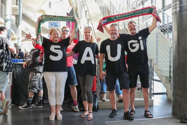 13.06.2025, xgox, Handball, EHF Champions League, Opening Party emspor, v.l. Symbolfoto, Symbolbild, Fans, Zuschauer, Publikum, Magdeburg Koeln