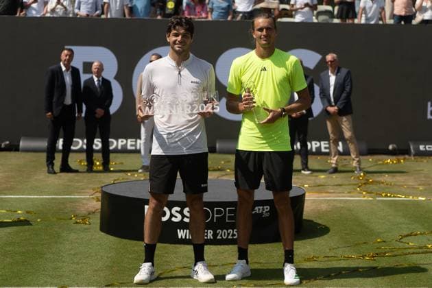 Alexander Zverev vs. Taylor Fritz Siegerehrung, Podium, Alexander Zverev vs. Taylor Fritz, Tennis, ATP, Tennis Herren Turnier, Boss-Open, Center-Court, Finale, 15.06.2025, Alexander Zverev vs. Taylor Fritz, Tennis, ATP-Turnier, Boss-Open, Center-Court, Finale, 15.06.2025, Stuttgart Copyright: xEibner-Pressefoto EdwardxCheungx EP_ECG