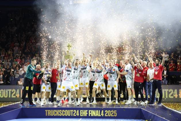 Sport Bilder des Tages v.l. SC Magdeburg Winner SC Magdeburg vs. Fuechse Berlin , Handball, Finale, TruckScout24 EHF FINAL4, EHF Champions League Men, Spielzeit 2024 2025, 15.06.2025 SC Magdeburg vs. Fuechse Berlin , Handball, Finale, TruckScout24 EHF FINAL4, EHF Champions League Men, Spielzeit 2024 2025, 15.06.2025 Koeln Copyright: xEibner-Pressefoto ThomasxStoeckerx EP_TSR