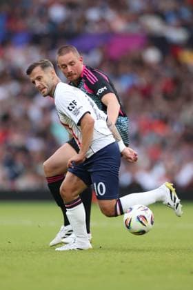 Dermott Kennedy of World Eleven and Jack Wilshere of England England XI v World XI, Soccer Aid for Unicef 2025, Football, Old Trafford, Manchester, UK - 15 Jun 2025 EDITORIAL USE ONLY No use with unauthorised audio, video, data, fixture lists, club league logos or live services. Online in-match use limited to 120 images, no video emulation. No use in betting, games or single club league player publications. Copyright: xRyanxBrowne Shutterstockx 15352333ar