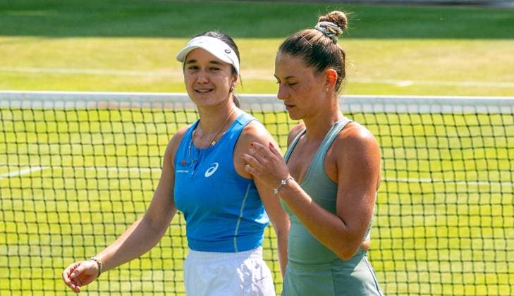 17.06.2025, WTA, Tennis Damen 500, Tennis, Damen, Berlin Tennis Open by Hylo 2025, Berlin, Doppel, 1. Runde, Marta Kostyuk (Ukraine) Eva Lys (Deutschland) - Sara Errani (Italien) Jasmine Paolini (Italien) Marta Kostyuk (Ukraine, re.) und Eva Lys (Deutschland, li.) Berlin Steffi-Graf-Stadion Berlin Deutschland