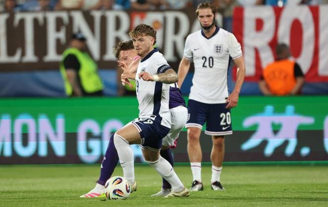 Harvey Elliott of England Under 21 England U21, U 21 v Germany U21, UEFA Under 21 European Championship, EM, Europameisterschaft 2025, Group B, Football, Nitra Stadium, Nitra, Slovakia - 18 Jun 2025 EDITORIAL USE ONLY No use with unauthorised audio, video, data, fixture lists, club league logos or live services. Online in-match use limited to 120 images, no video emulation. No use in betting, games or single club league player publications. Copyright: xNikolaxKrstic Shutterstockx 15363358bf