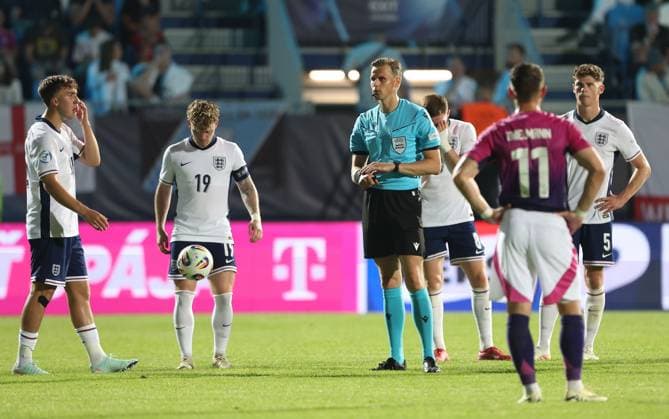 Players leave the field for half time as floodlight failure leads to an abrupt finish to the first half England U21, U 21 v Germany U21, UEFA Under 21 European Championship, EM, Europameisterschaft 2025, Group B, Football, Nitra Stadium, Nitra, Slovakia - 18 Jun 2025 EDITORIAL USE ONLY No use with unauthorised audio, video, data, fixture lists, club league logos or live services. Online in-match use limited to 120 images, no video emulation. No use in betting, games or single club league player publications. Copyright: xNikolaxKrstic Shutterstockx 15363358ck