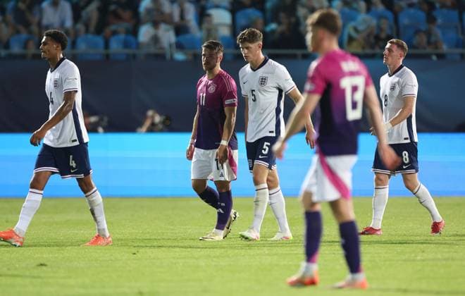 Players leave the field for half time as floodlight failure leads to an abrupt finish to the first half England U21, U 21 v Germany U21, UEFA Under 21 European Championship, EM, Europameisterschaft 2025, Group B, Football, Nitra Stadium, Nitra, Slovakia - 18 Jun 2025 EDITORIAL USE ONLY No use with unauthorised audio, video, data, fixture lists, club league logos or live services. Online in-match use limited to 120 images, no video emulation. No use in betting, games or single club league player publications. Copyright: xNikolaxKrstic Shutterstockx 15363358cj