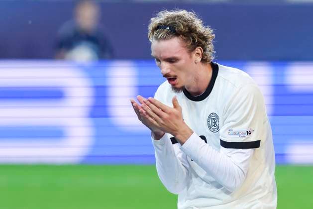 Nick Woltemade (Germany) schaut enttaeuscht, UEFA European Under-21 Championship 2025 Semi-Final, Germany v France, Košicka futbalova arà na am 25. June 2025 in Kaschau, Slowakei. (Foto von Marco Steinbrenner DeFodi Images) Nick Woltemade (Germany) looks dejected, UEFA European Under-21 Championship 2025 Semi-Final, Germany v France, Košicka futbalova arà na, June 25, 2025 in Košice, Slovakia. (Photo by Marco Steinbrenner DeFodi Images)