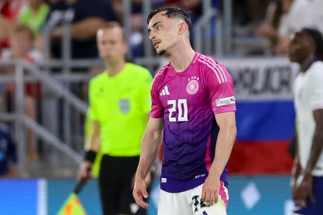 Paul Nebel (Germany) schaut enttaeuscht, UEFA European Under-21 Championship 2025 Final, England v Germany Final, National Football Stadium am 28. June 2025 in Bratislava, Slowakei. (Foto von Marco Steinbrenner DeFodi Images) Paul Nebel (Germany) looks dejected, UEFA European Under-21 Championship 2025 Final, England v Germany Final, National Football Stadium, June 28, 2025 in Bratislava, Slovakia. (Photo by Marco Steinbrenner DeFodi Images)
