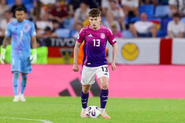 Lukas Ullrich (Germany) kontrolliert den Ball, UEFA European Under-21 Championship 2025 Final, England v Germany Final, National Football Stadium am 28. June 2025 in Bratislava, Slowakei. (Foto von Marco Steinbrenner DeFodi Images) Lukas Ullrich (Germany) controls the ball, UEFA European Under-21 Championship 2025 Final, England v Germany Final, National Football Stadium, June 28, 2025 in Bratislava, Slovakia. (Photo by Marco Steinbrenner DeFodi Images)