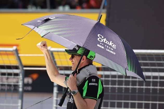 Formel 1, GP Österreich in Spielberg, Fahrerparade Nico Huelkenberg (Stake F1 Team Kick Sauber, 27), Drivers Parade, Fahrerparade, Grosser Preis von Oesterreich, Motorsport, Herren, Formel 1, 29.06.2025 Spielberg Steiermark Oesterreich