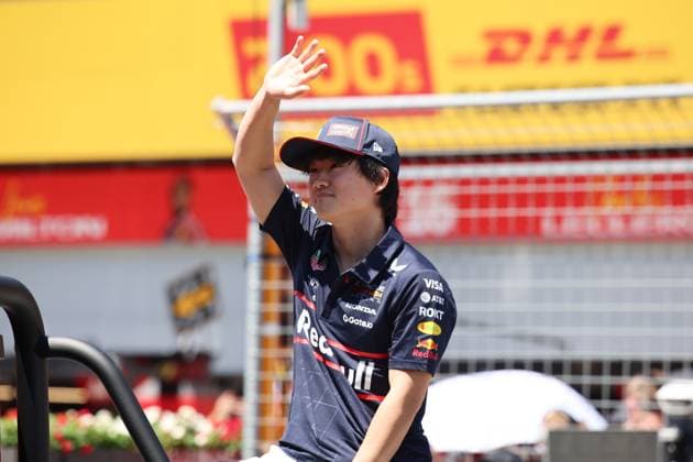 Formel 1, GP Österreich in Spielberg, Fahrerparade Yuki Tsunoda (Oracle Red Bull Racing, 22), Drivers Parade, Fahrerparade, Grosser Preis von Oesterreich, Motorsport, Herren, Formel 1, 29.06.2025 Spielberg Steiermark Oesterreich