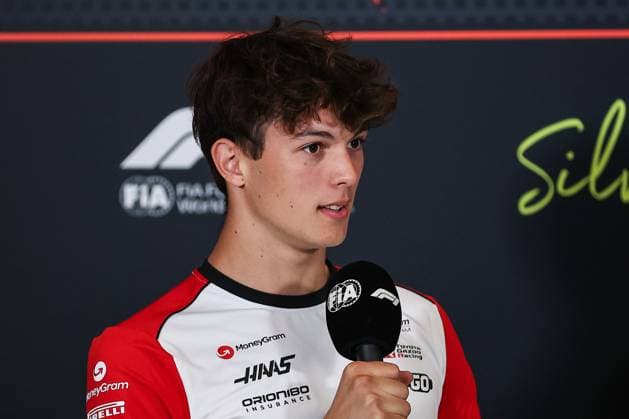 F1 - BRITISH GRAND PRIX 2025 BEARMAN Ollie Oliver (gbr), Haas F1 Team VF-25, portrait press conference, PK, Pressekonferenz during the Formula 1 Qatar Airways British Grand Prix 2025, 12th round of the 2025 FIA Formula One World Championship, WM, Weltmeisterschaft from July 4 to 6, 2025 on the Silverstone Circuit, in Silverstone, United Kingdom - SilverstoneUnited Kingdom Copyright: xEricxAlonsox