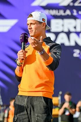 Formula 1 Launch Event, Drivers Silverstone, UK, 03 July, 2025. 03 July 2025. Lando Norris, McLaren, on the ebay Main Stage for the Launch Event at the Formula 1 Qatar Airways British Grand Prix at Silverstone, Northamptonshire, UK., Credit:Lee Floyd Avalon UK, Northamptonshire, Silverstone Copyright: xLeexFloydx xAvalonx 1018158250
