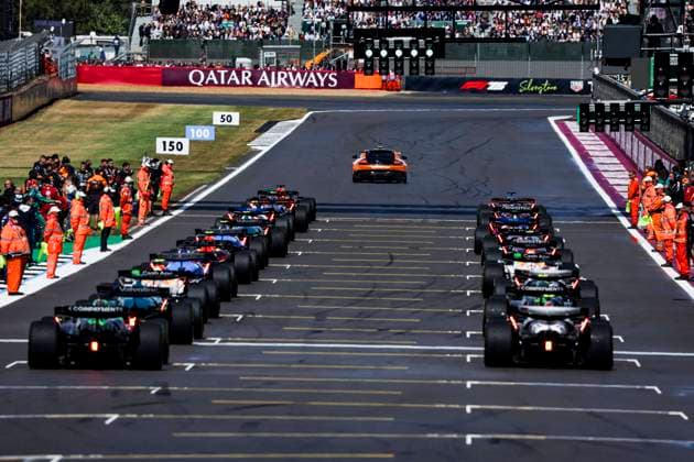 F1 - BRITISH GRAND PRIX 2025 start of the race, depart, starting grid 87 BEARMAN Ollie Oliver (gbr), Haas F1 Team VF-25 Ferrari, action 27 HULKENBERG Nico (ger), Stake F1 Team Kick C45, action 18 STROLL Lance (can), Aston Martin F1 Team AMR25, action 05 BORTOLETO Gabriel (bra), Stake F1 Team Kick C45, action during the Formula 1 Qatar Airways British Grand Prix 2025, 12th round of the 2025 FIA Formula One World Championship, WM, Weltmeisterschaft from July 4 to 6, 2025 on the Silverstone Circuit, in Silverstone, United Kingdom - SilverstoneUnited Kingdom Copyright: xFLORENTxGOODENx