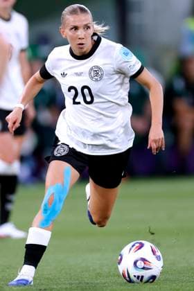 SENSS Elisa Team Deutschland UEFA Frauen Fussball EURO 2025 in der Schweiz Vorrundenspiel Deutschland - Polen 2 : 0 am 04.07. 2025 in St.Gallen Copyright: xLacixPerenyix