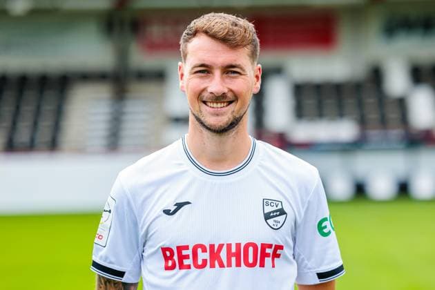 Yari Otto; SC Verl; 3.Liga, Porträttermin 2025 2026 GER, Porträttermin SC Verl, Fussball, 3. Liga, Spielzeit 2025 2026, 16.07.2025 GER, Porträttermin SC Verl, Fussball, 3. Liga, Spielzeit 2025 2026, 16.07.2025 Verl Copyright: xEibner-Pressefoto JanxRollingerx EP_JSK