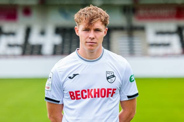 Konstantin Gerhardt; SC Verl; 3.Liga, Porträttermin 2025 2026 GER, Porträttermin SC Verl, Fussball, 3. Liga, Spielzeit 2025 2026, 16.07.2025 GER, Porträttermin SC Verl, Fussball, 3. Liga, Spielzeit 2025 2026, 16.07.2025 Verl Copyright: xEibner-Pressefoto JanxRollingerx EP_JSK