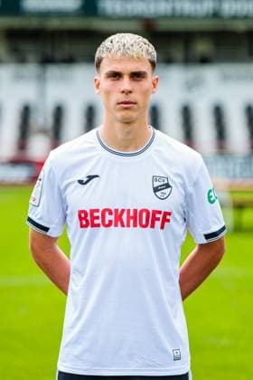 Almin Mesanovic; SC Verl; 3.Liga, Porträttermin 2025 2026 GER, Porträttermin SC Verl, Fussball, 3. Liga, Spielzeit 2025 2026, 16.07.2025 GER, Porträttermin SC Verl, Fussball, 3. Liga, Spielzeit 2025 2026, 16.07.2025 Verl Copyright: xEibner-Pressefoto JanxRollingerx EP_JSK