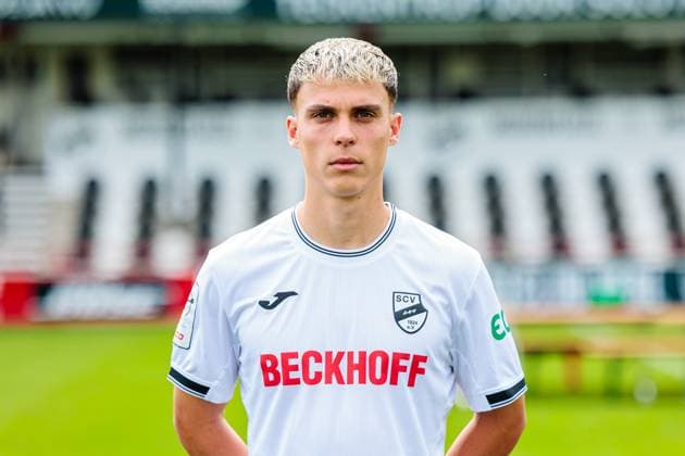 Almin Mesanovic; SC Verl; 3.Liga, Porträttermin 2025 2026 GER, Porträttermin SC Verl, Fussball, 3. Liga, Spielzeit 2025 2026, 16.07.2025 GER, Porträttermin SC Verl, Fussball, 3. Liga, Spielzeit 2025 2026, 16.07.2025 Verl Copyright: xEibner-Pressefoto JanxRollingerx EP_JSK