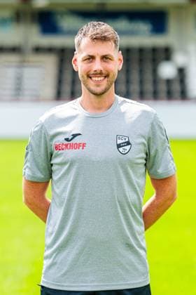 Sascha Naerger, Physiotherapeut; SC Verl; 3.Liga, Porträttermin 2025 2026 GER, Porträttermin SC Verl, Fussball, 3. Liga, Spielzeit 2025 2026, 16.07.2025 GER, Porträttermin SC Verl, Fussball, 3. Liga, Spielzeit 2025 2026, 16.07.2025 Verl Copyright: xEibner-Pressefoto JanxRollingerx EP_JSK