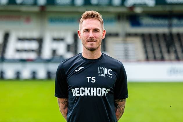 Tobias Strobl, Cheftrainer; SC Verl; 3.Liga, Porträttermin 2025 2026 GER, Porträttermin SC Verl, Fussball, 3. Liga, Spielzeit 2025 2026, 16.07.2025 GER, Porträttermin SC Verl, Fussball, 3. Liga, Spielzeit 2025 2026, 16.07.2025 Verl Copyright: xEibner-Pressefoto JanxRollingerx EP_JSK