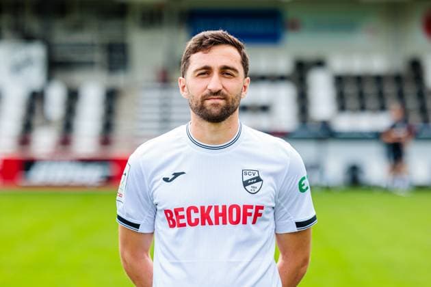 Berkan Taz; SC Verl; 3.Liga, Porträttermin 2025 2026 GER, Porträttermin SC Verl, Fussball, 3. Liga, Spielzeit 2025 2026, 16.07.2025 GER, Porträttermin SC Verl, Fussball, 3. Liga, Spielzeit 2025 2026, 16.07.2025 Verl Copyright: xEibner-Pressefoto JanxRollingerx EP_JSK
