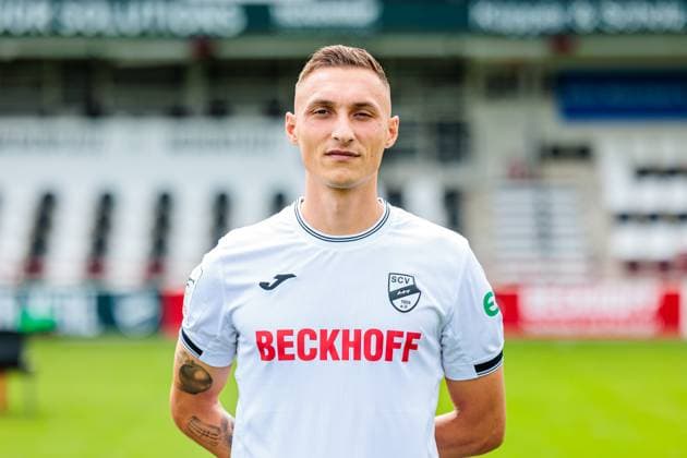 Dominik Steczyk; SC Verl; 3.Liga, Porträttermin 2025 2026 GER, Porträttermin SC Verl, Fussball, 3. Liga, Spielzeit 2025 2026, 16.07.2025 GER, Porträttermin SC Verl, Fussball, 3. Liga, Spielzeit 2025 2026, 16.07.2025 Verl Copyright: xEibner-Pressefoto JanxRollingerx EP_JSK