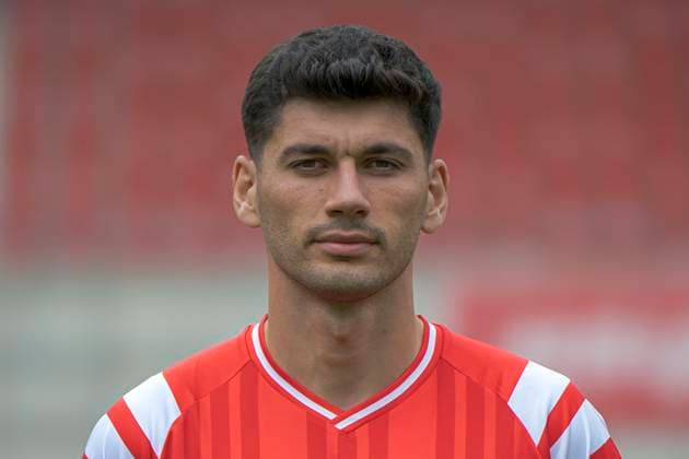 Burim Halili (HFC, 5), Hallescher FC, Mannschaft, Teamfoto, Portraets, Spielerfoto, Fussball, RL Nordost, Saison 2025 26, 17.07.2025 Halle Leuna Chemie Stadion ST Deutschland